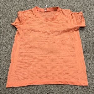lululemon athletica Coral Short Sleeve Tee